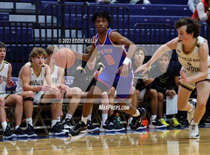Thumbnail 2 in Amarillo vs. Parkview (In-N-Out Tournament) photogallery.