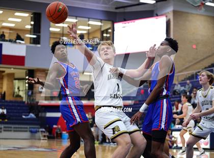 Thumbnail 1 in Amarillo vs. Parkview (In-N-Out Tournament) photogallery.