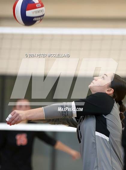 Thumbnail 2 in Bellingham vs Ipswich (MIAA Division 4 Championship) photogallery.