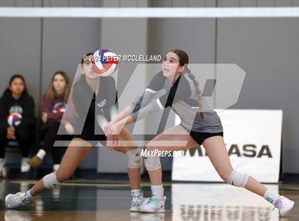 Thumbnail 2 in Bellingham vs Ipswich (MIAA Division 4 Championship) photogallery.