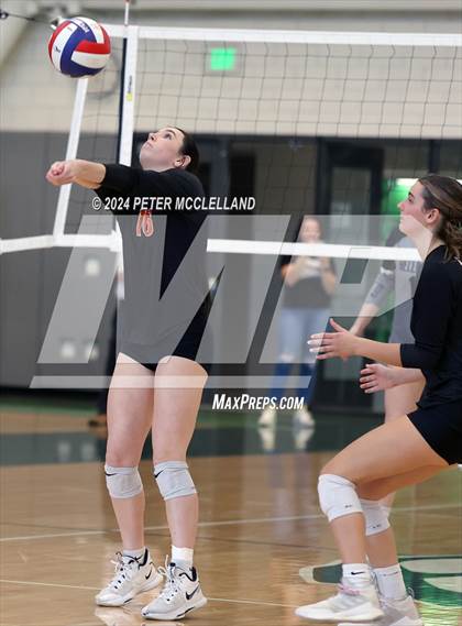 Thumbnail 3 in Bellingham vs Ipswich (MIAA Division 4 Championship) photogallery.
