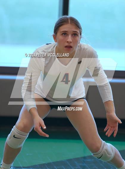 Thumbnail 2 in Bellingham vs Ipswich (MIAA Division 4 Championship) photogallery.