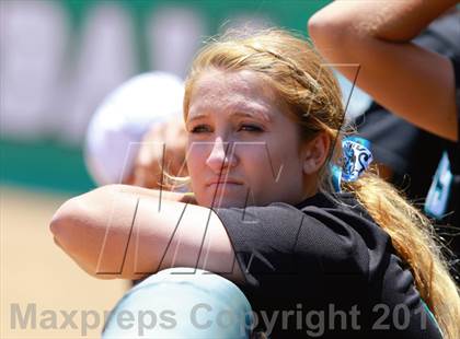 Thumbnail 1 in Valley Center vs. Mater Dei Catholic (CIF SDS D4 Final) photogallery.