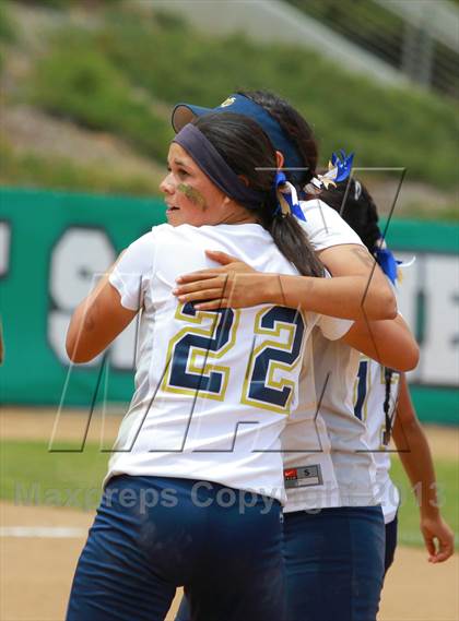 Thumbnail 3 in Valley Center vs. Mater Dei Catholic (CIF SDS D4 Final) photogallery.