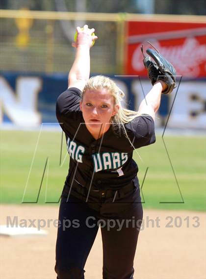 Thumbnail 1 in Valley Center vs. Mater Dei Catholic (CIF SDS D4 Final) photogallery.