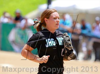 Thumbnail 2 in Valley Center vs. Mater Dei Catholic (CIF SDS D4 Final) photogallery.