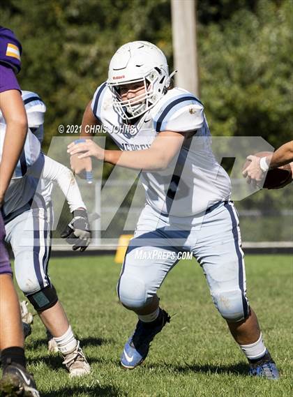 Thumbnail 3 in Jerseyville JV @ Civic Memorial JV photogallery.