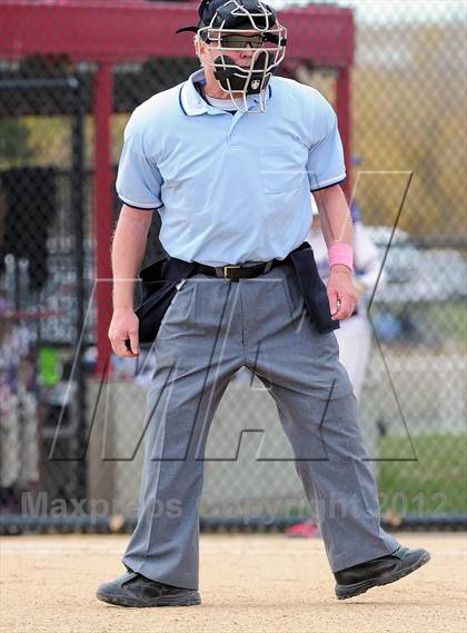 Thumbnail 1 in Erie vs. Mountain View (CHSAA 4A Playoffs) photogallery.