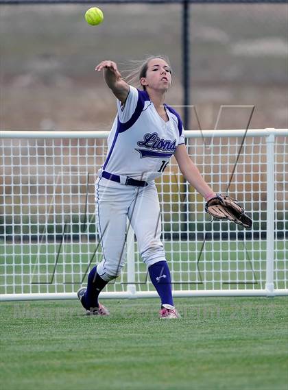 Thumbnail 3 in Erie vs. Mountain View (CHSAA 4A Playoffs) photogallery.