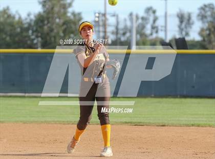 Thumbnail 3 in Great Oak @ Temecula Valley photogallery.