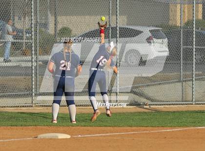 Thumbnail 3 in Great Oak @ Temecula Valley photogallery.