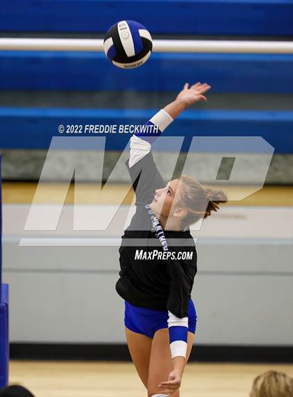 Thumbnail 2 in Tom Bean @ Van Alstyne photogallery.