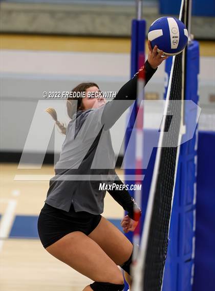 Thumbnail 1 in Tom Bean @ Van Alstyne photogallery.