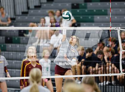 Thumbnail 2 in Windsor @ Fossil Ridge photogallery.
