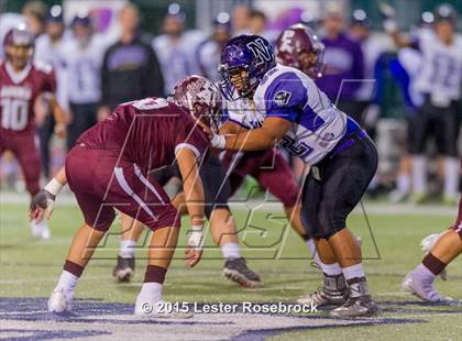 Thumbnail 2 in Navarro vs. Poteet (UIL 4A Bi-district playoffs) photogallery.