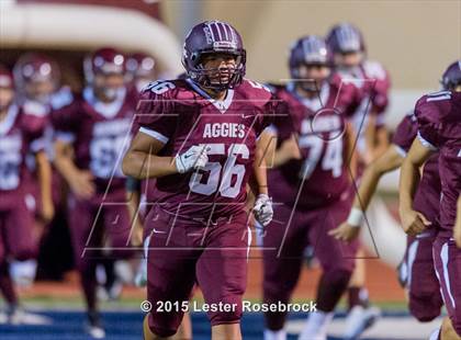 Thumbnail 2 in Navarro vs. Poteet (UIL 4A Bi-district playoffs) photogallery.