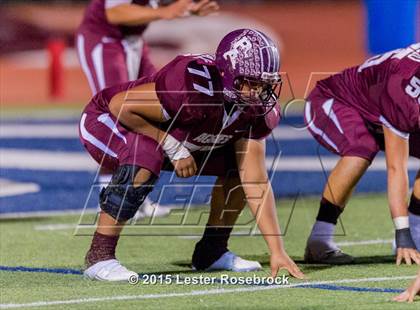 Thumbnail 2 in Navarro vs. Poteet (UIL 4A Bi-district playoffs) photogallery.