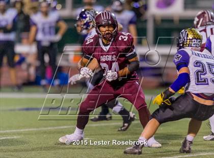 Thumbnail 3 in Navarro vs. Poteet (UIL 4A Bi-district playoffs) photogallery.
