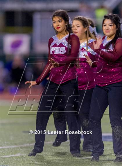 Thumbnail 2 in Navarro vs. Poteet (UIL 4A Bi-district playoffs) photogallery.