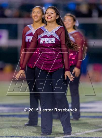 Thumbnail 2 in Navarro vs. Poteet (UIL 4A Bi-district playoffs) photogallery.