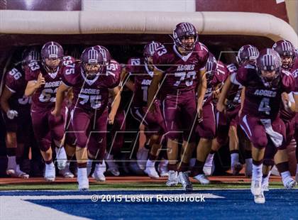Thumbnail 3 in Navarro vs. Poteet (UIL 4A Bi-district playoffs) photogallery.