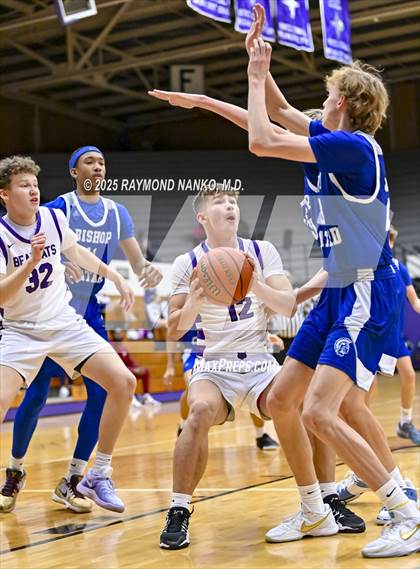 Thumbnail 1 in Indianapolis Bishop Chatard @ Muncie Central  photogallery.
