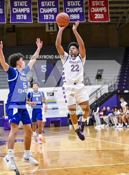 Thumbnail 3 in Indianapolis Bishop Chatard @ Muncie Central  photogallery.