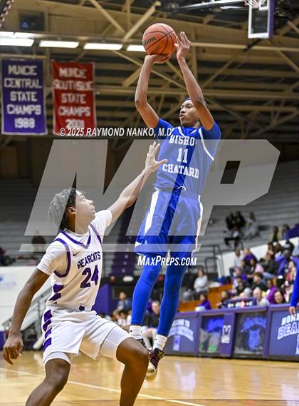Thumbnail 2 in Indianapolis Bishop Chatard @ Muncie Central  photogallery.