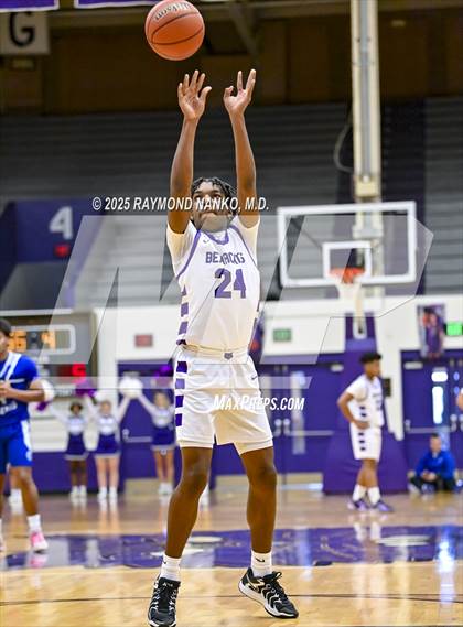Thumbnail 3 in Indianapolis Bishop Chatard @ Muncie Central  photogallery.