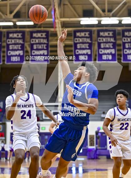 Thumbnail 1 in Indianapolis Bishop Chatard @ Muncie Central  photogallery.