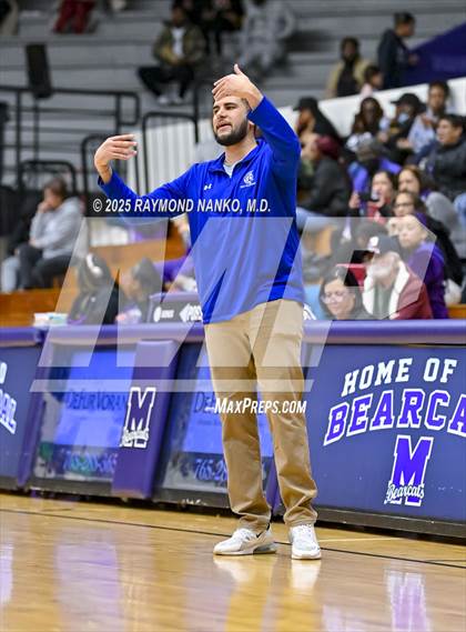 Thumbnail 3 in Indianapolis Bishop Chatard @ Muncie Central  photogallery.