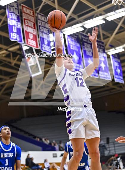 Thumbnail 1 in Indianapolis Bishop Chatard @ Muncie Central  photogallery.