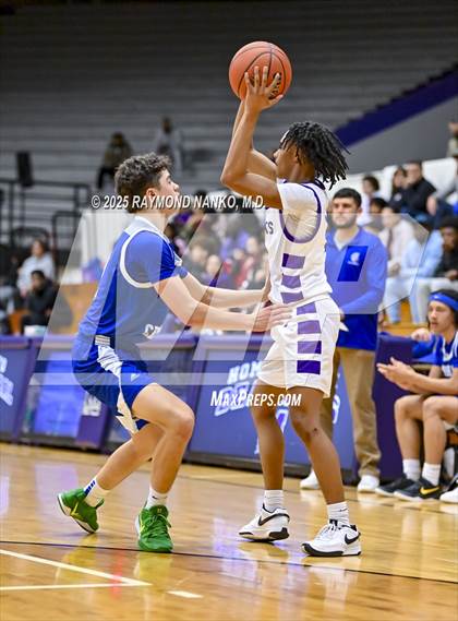 Thumbnail 1 in Indianapolis Bishop Chatard @ Muncie Central  photogallery.