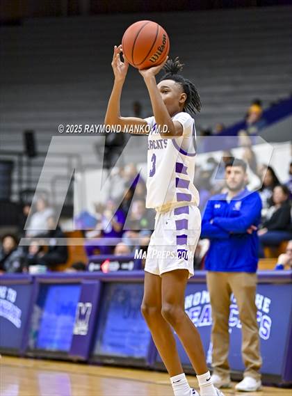Thumbnail 2 in Indianapolis Bishop Chatard @ Muncie Central  photogallery.