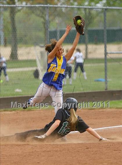Thumbnail 3 in Granite Bay vs South Tahoe (Stephanie LeDoux Tournament) photogallery.