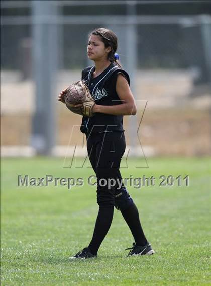 Thumbnail 2 in Granite Bay vs South Tahoe (Stephanie LeDoux Tournament) photogallery.