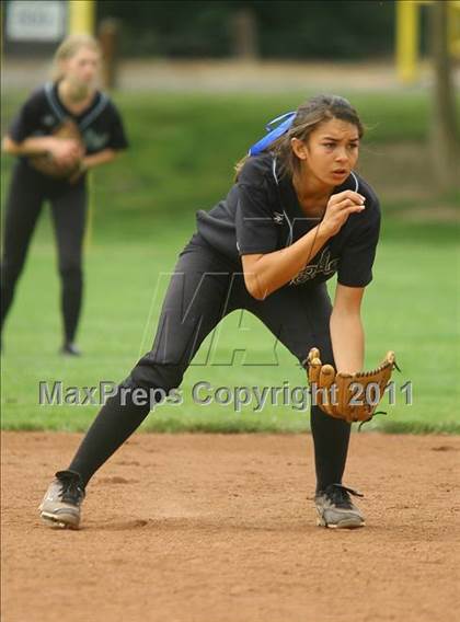 Thumbnail 1 in Granite Bay vs South Tahoe (Stephanie LeDoux Tournament) photogallery.
