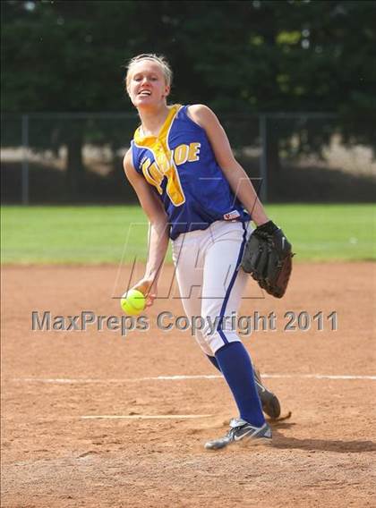 Thumbnail 1 in Granite Bay vs South Tahoe (Stephanie LeDoux Tournament) photogallery.