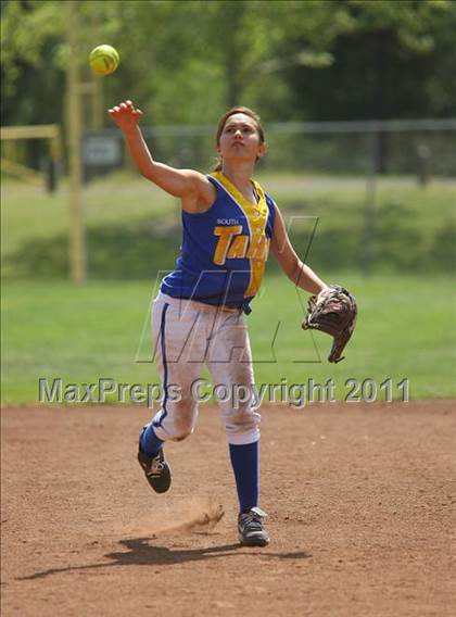 Thumbnail 3 in Granite Bay vs South Tahoe (Stephanie LeDoux Tournament) photogallery.