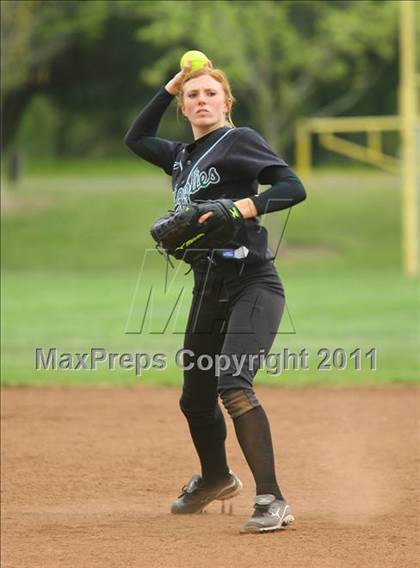 Thumbnail 2 in Granite Bay vs South Tahoe (Stephanie LeDoux Tournament) photogallery.
