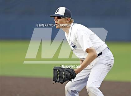 Thumbnail 1 in Brooks vs. Jones (Chicago Public League Semifinal Playoff) photogallery.