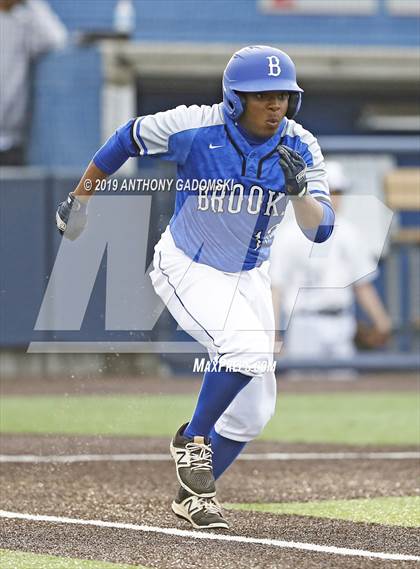 Thumbnail 1 in Brooks vs. Jones (Chicago Public League Semifinal Playoff) photogallery.