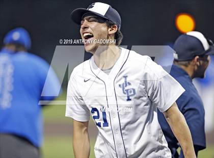 Thumbnail 3 in Brooks vs. Jones (Chicago Public League Semifinal Playoff) photogallery.