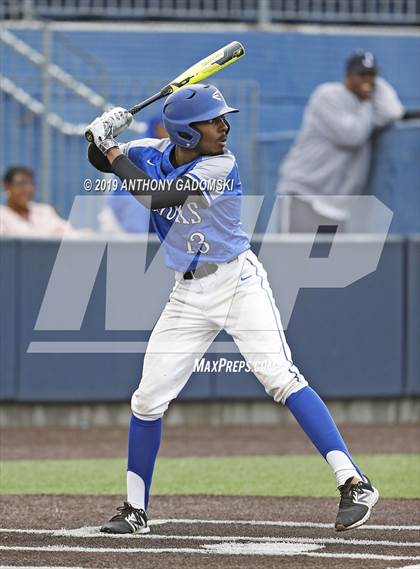 Thumbnail 3 in Brooks vs. Jones (Chicago Public League Semifinal Playoff) photogallery.