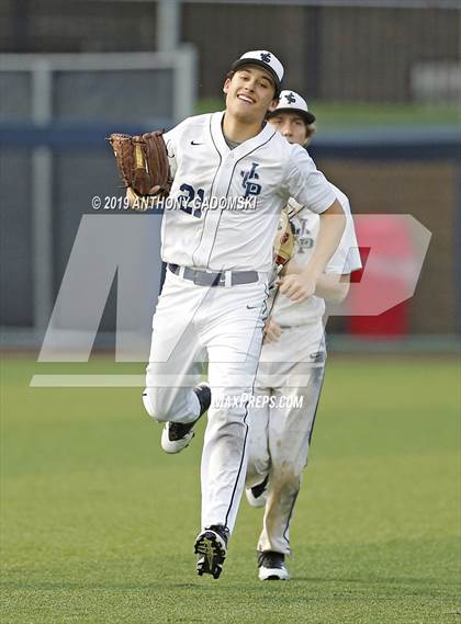 Thumbnail 2 in Brooks vs. Jones (Chicago Public League Semifinal Playoff) photogallery.