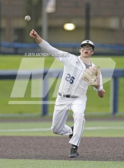 Thumbnail 2 in Brooks vs. Jones (Chicago Public League Semifinal Playoff) photogallery.