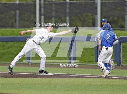 Thumbnail 1 in Brooks vs. Jones (Chicago Public League Semifinal Playoff) photogallery.