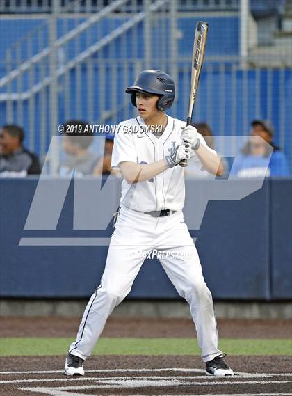 Thumbnail 1 in Brooks vs. Jones (Chicago Public League Semifinal Playoff) photogallery.