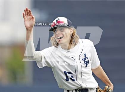 Thumbnail 1 in Brooks vs. Jones (Chicago Public League Semifinal Playoff) photogallery.