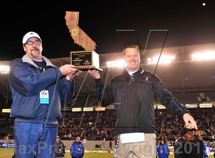 Thumbnail 3 in Del Oro vs. Bakersfield (CIF State D1 Final) photogallery.